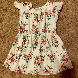 Baby Gap 3T dress. Ivory with flowers